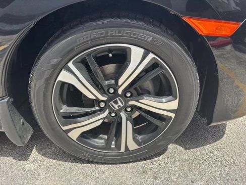 Used 2016 Honda Civic Touring image 8