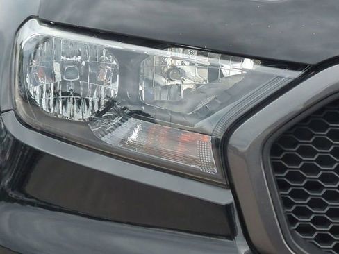 Used 2020 Ford Ranger XLT w/ Equipment Group 301A Mid RWD image 10