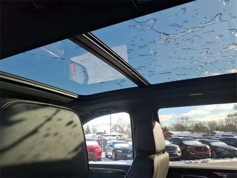 Used 2022 Chevrolet Tahoe RST w/ Luxury Package image 15