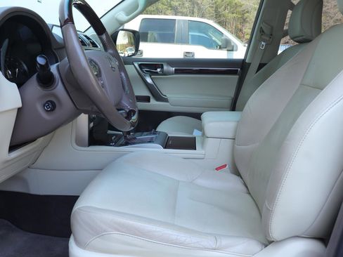 Used 2018 Lexus GX 460 Premium image 11