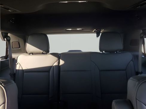 New 2026 GMC Yukon Denali w/ Sun & Power Step Package image 25