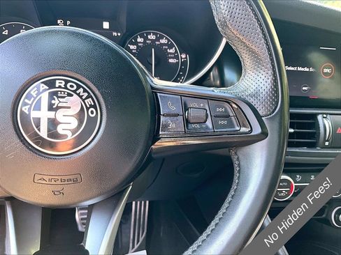 Used 2022 Alfa Romeo Giulia Ti w/ Active Assist Plus Package AWD/4WD image 17