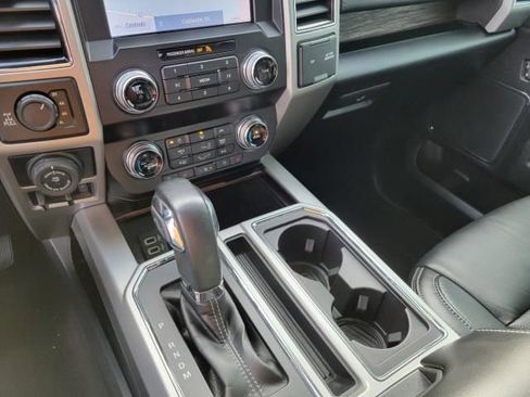 Used 2020 Ford F150 Lariat w/ Equipment Group 502A Luxury image 39