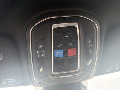 New 2026 Jeep Cherokee Limited AWD/4WD image 29