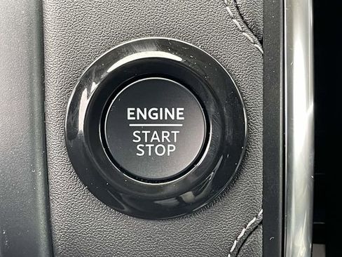 New 2026 Ford Expedition Max Platinum image 5