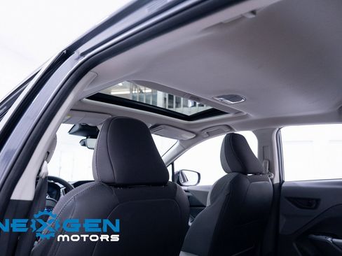 Used 2024 Subaru Crosstrek 2.0i Premium image 25