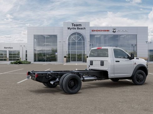 New 2025 RAM 4500 Tradesman AWD/4WD image 5