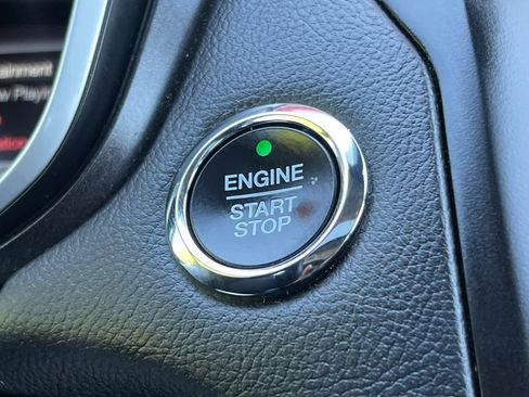 Used 2019 Ford Fusion Energi Titanium FWD image 24