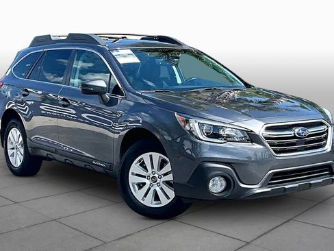 Used 2018 Subaru Outback 2.5i Premium AWD/4WD image 3