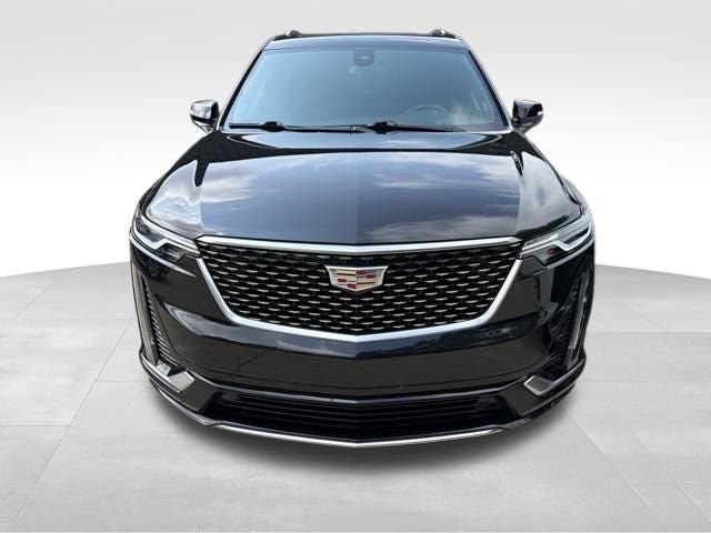 Used 2024 Cadillac XT6 Premium Luxury FWD image 2