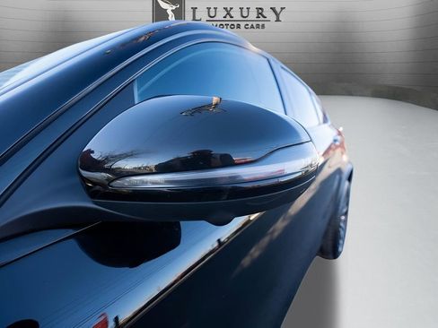 Used 2023 Mercedes-Benz GLC 300 4MATIC Coupe image 11