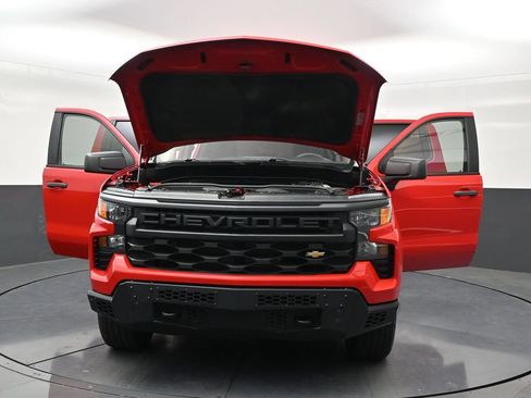 Used 2022 Chevrolet Silverado 1500 Custom w/ LPO, Dark Essentials Package RWD image 33