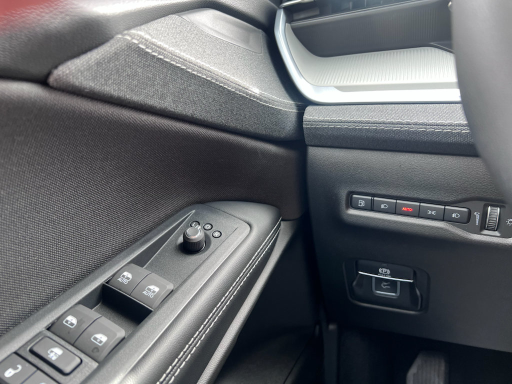 New 2026 Jeep Cherokee Laredo AWD/4WD image 18