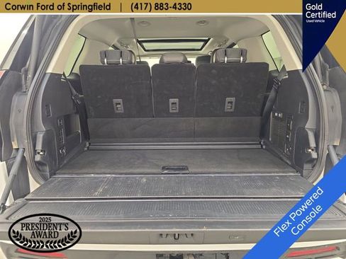 Used 2025 Ford Expedition Active AWD/4WD image 17