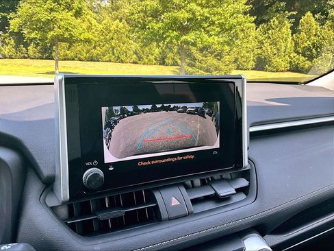 Used 2023 Toyota RAV4 XLE w/ Convenience Package AWD/4WD image 19