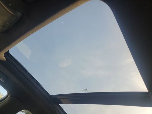 Used 2017 Cadillac XT5 Luxury image 22