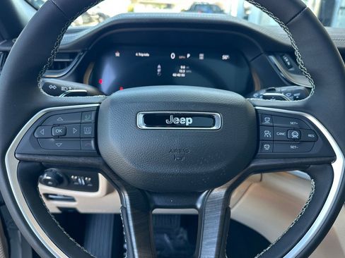 New 2026 Jeep Grand Cherokee Limited AWD/4WD image 28