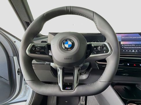 New 2026 BMW 530i RWD image 11