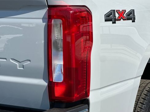 New 2026 Ford F350 XLT image 23
