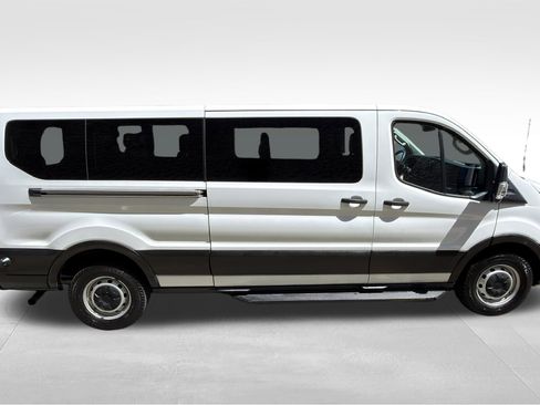 Used 2020 Ford Transit 350 XL RWD image 4