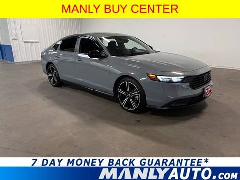 Used 2023 Honda Accord Sport image 1