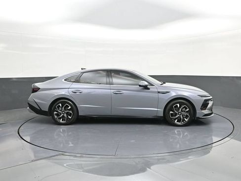 Used 2024 Hyundai Sonata SEL FWD image 23