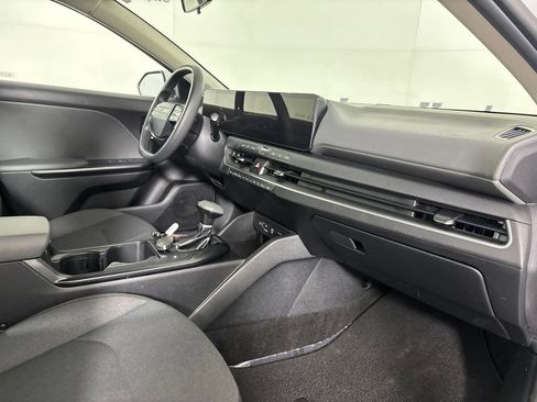 Used 2025 Kia K4 FWD image 26