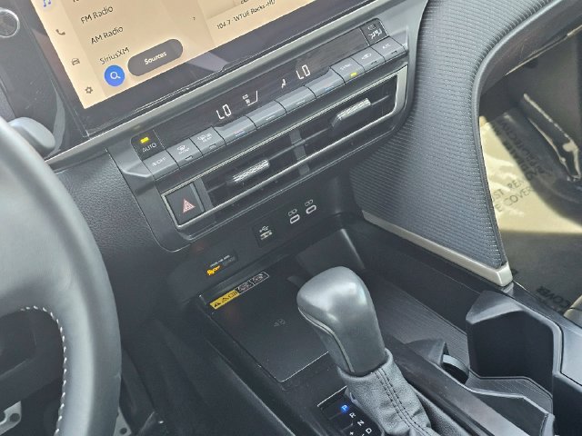 Used 2025 Toyota Camry SE w/ Multimedia Upgrade Package FWD image 35