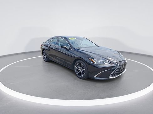 Used 2022 Lexus ES 250 w/ Premium Package AWD/4WD image 2