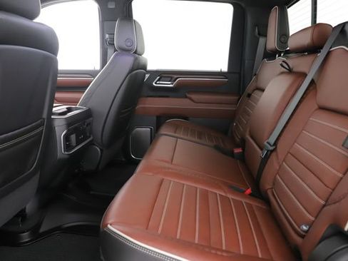 Used 2026 GMC Sierra 2500 Denali Ultimate AWD/4WD image 30
