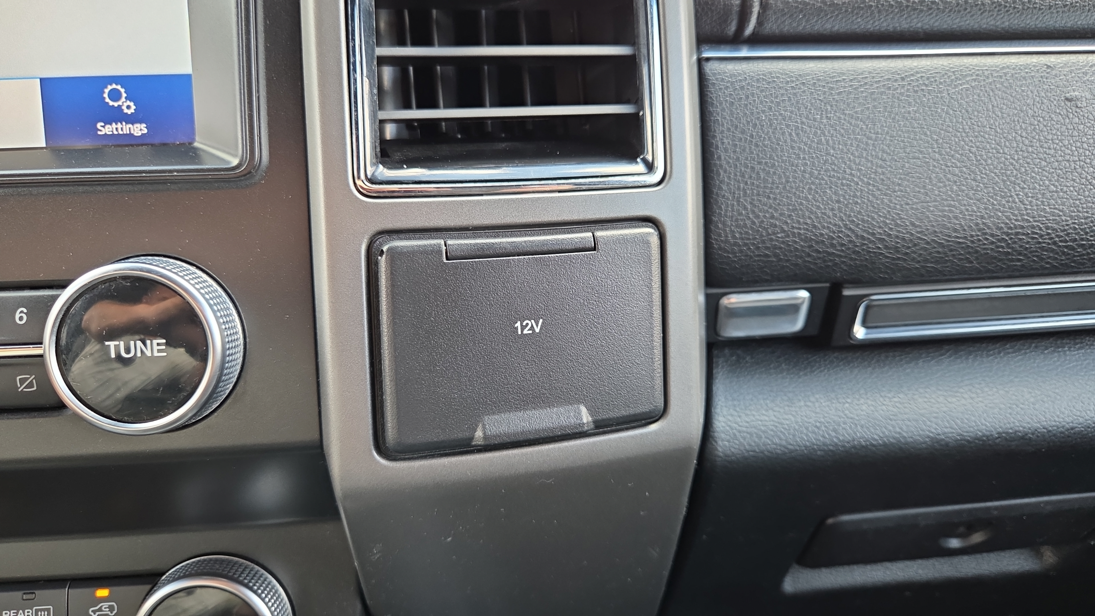 Used 2021 Ford Expedition Max XLT RWD image 28