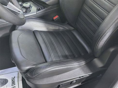 Used 2019 Alfa Romeo Stelvio Ti Sport w/ Quick Order Package 22S Sport AWD/4WD image 20
