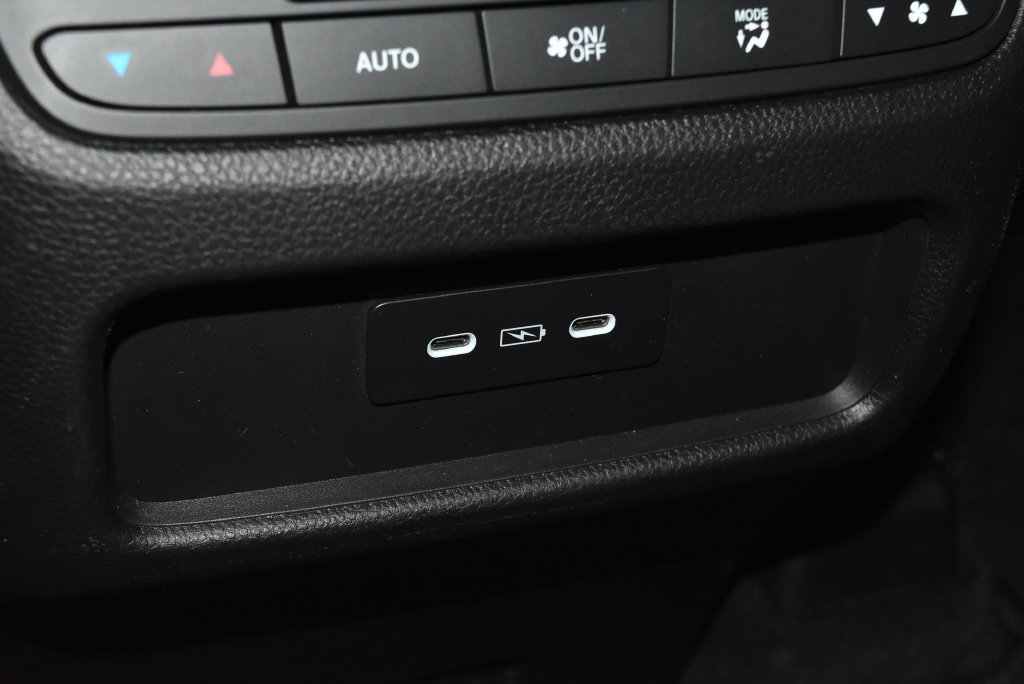 Certified 2025 Honda Pilot EX-L image 24