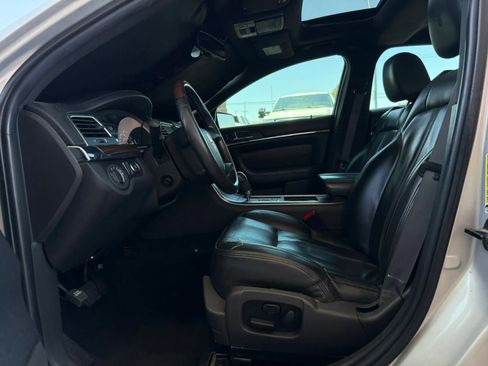 Used 2009 Lincoln MKS FWD image 38