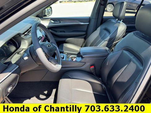 Used 2025 Jeep Grand Cherokee Limited w/ Trailer Tow Package AWD/4WD image 26