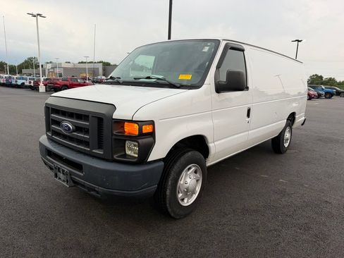 Used 2014 Ford E-150 and Econoline 150 Extended RWD image 1
