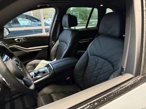 New 2026 BMW X5 xDrive40i image 12