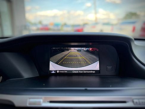 Used 2016 Honda Accord Touring image 15