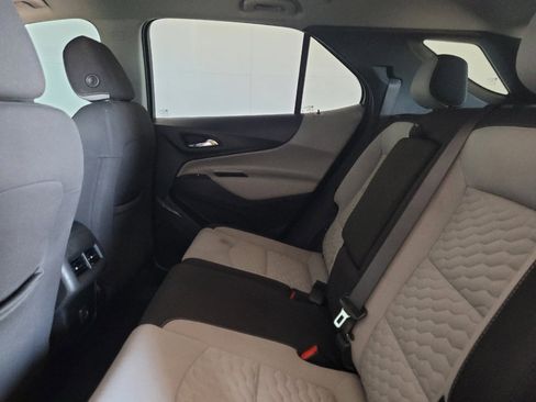Used 2021 Chevrolet Equinox LT FWD image 18