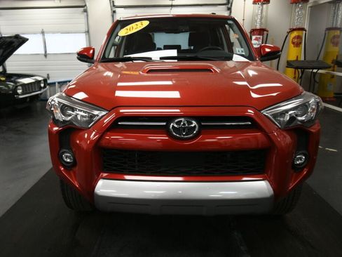 Certified 2023 Toyota 4Runner TRD Off-Road Premium w/ Moonroof Package AWD/4WD image 3