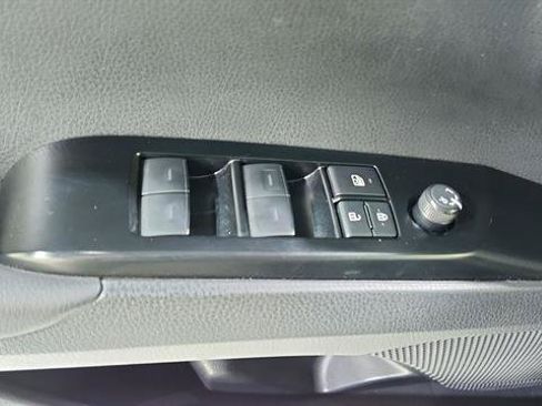 Used 2025 Toyota Camry LE FWD image 18