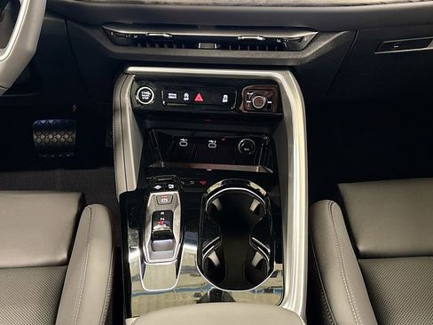 New 2025 Audi Q5 Premium Plus image 13