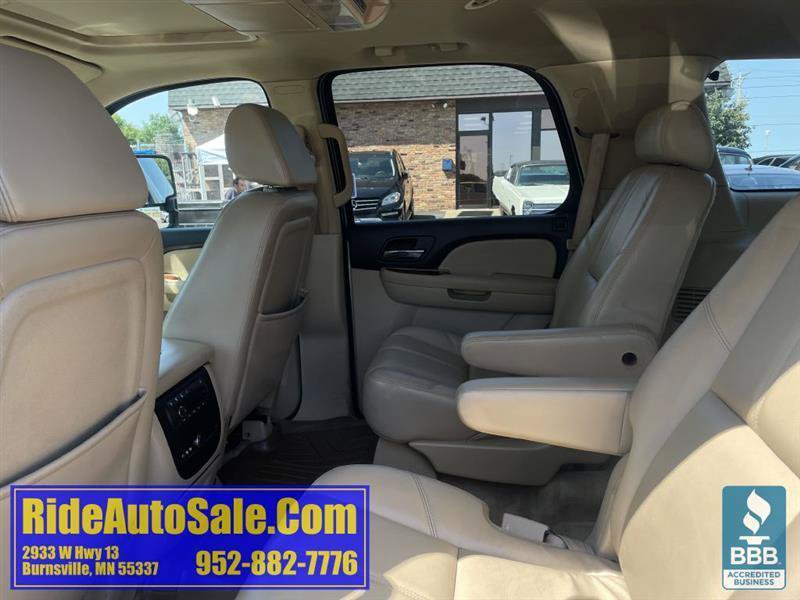 Used 2008 Chevrolet Tahoe LTZ w/ LTZ Preferred Equipment Group AWD/4WD image 12
