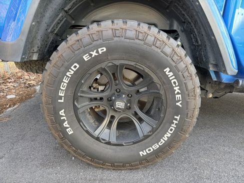 Used 2020 Jeep Gladiator Rubicon image 16