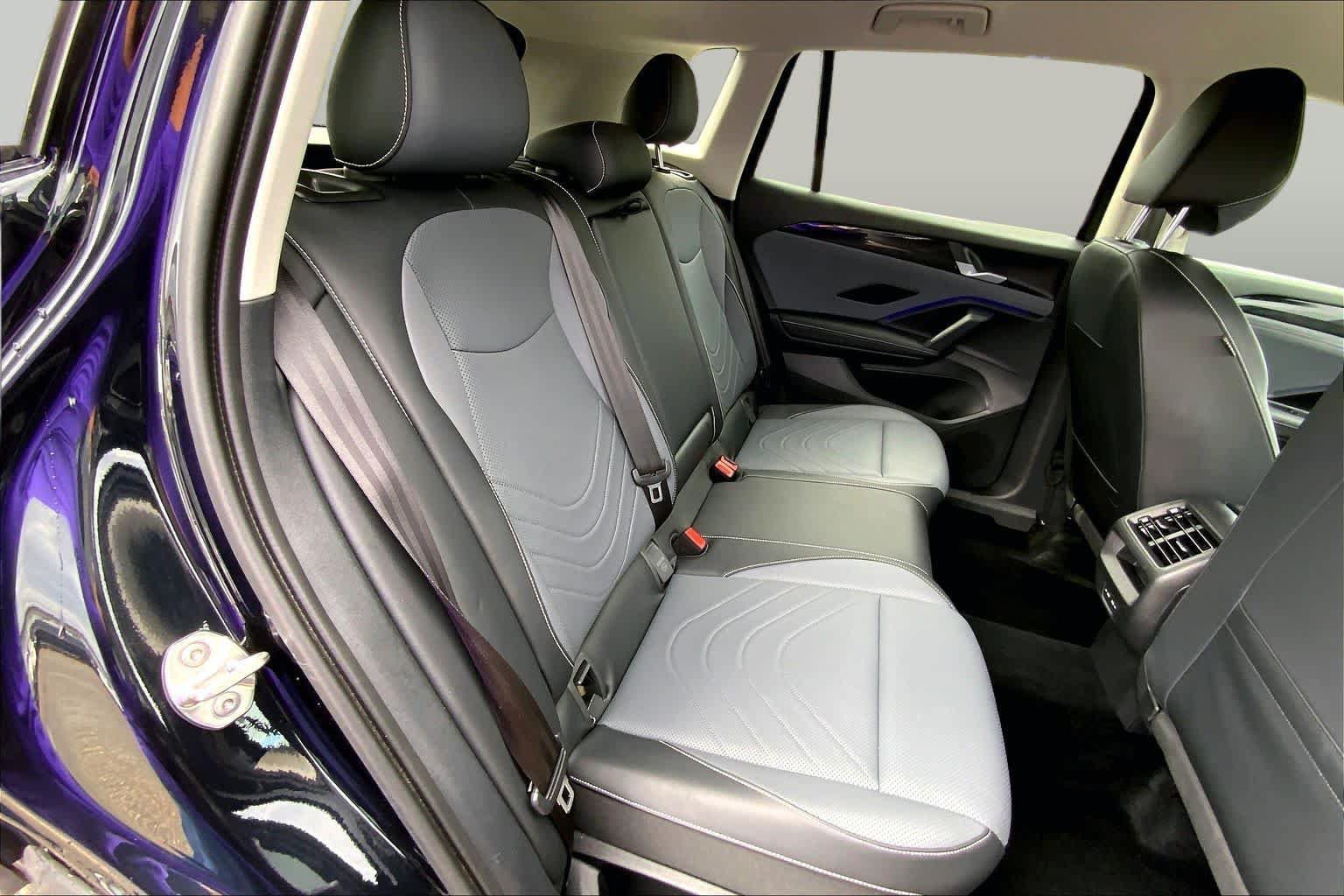 Used 2026 Volkswagen Tiguan SE FWD image 20
