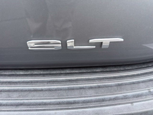 Used 2022 GMC Yukon XL SLT w/ SLT Luxury Package AWD/4WD image 9