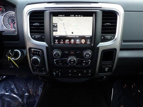 Used 2017 RAM 1500 Big Horn AWD/4WD image 11