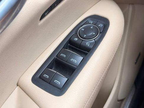 Used 2018 Cadillac XT5 Luxury w/ Driver Awareness Package FWD image 28