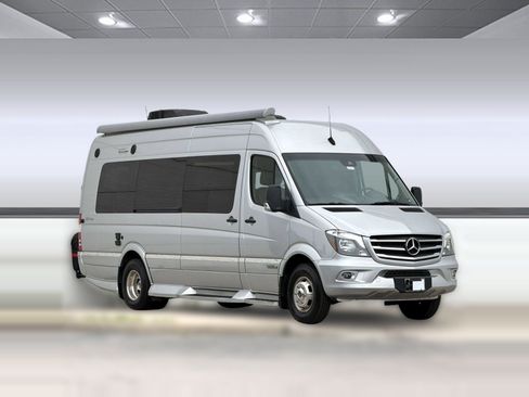 Used 2018 Mercedes-Benz Sprinter 3500 image 7