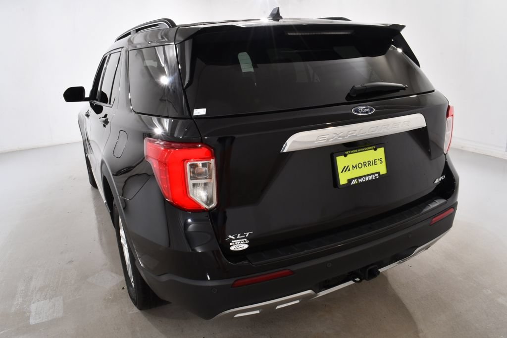 Used 2024 Ford Explorer XLT w/ Equipment Group 202A AWD/4WD image 14